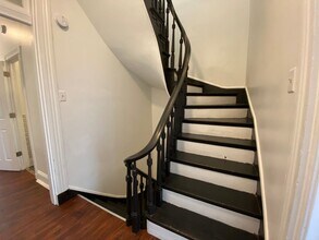 56 W McMillan St in Cincinnati, OH - Building Photo - Building Photo