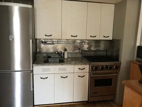 1752 Corcoran St NW, Unit 2-B in Washington, DC - Building Photo - Building Photo