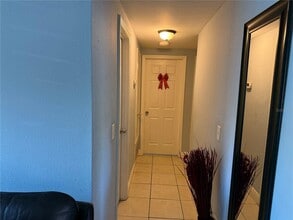 6507 Amundson Ct in Tampa, FL - Building Photo - Building Photo