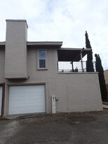 11100 La Quinta Pl