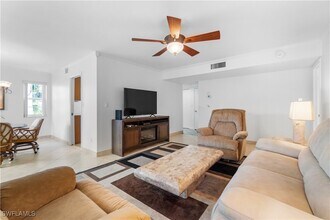 4280 Belair Ln in Naples, FL - Building Photo - Building Photo