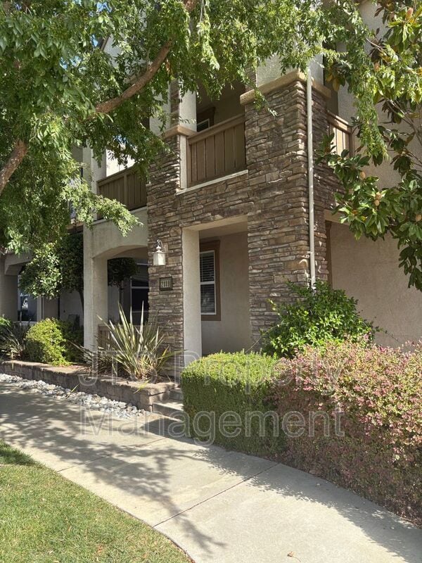 2889 Market St in Roseville, CA - Building Photo - Building Photo