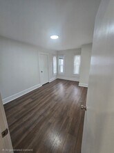 1 Rockdale Ave in Lowell, MA - Building Photo - Building Photo