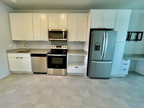 91-3617-3617 Kamolehonua St in Ewa Beach, HI - Building Photo - Building Photo