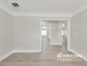 107 Hearthstone Walk in Woodstock, GA - Building Photo - Building Photo