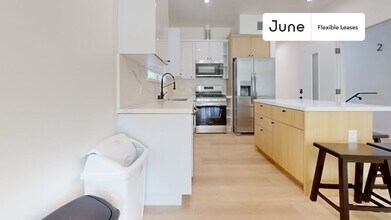 1321 N June St in Los Angeles, CA - Building Photo - Building Photo