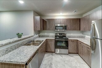 2/2 Apartment - Killen, AL in Killen, AL - Building Photo - Interior Photo