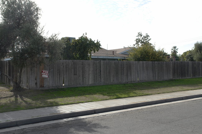 1873 Carter Way in Atwater, CA - Building Photo - Building Photo