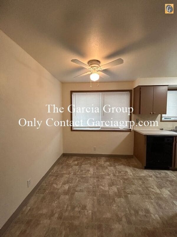 581 Holmes Ln in Oregon City, OR - Building Photo - Building Photo