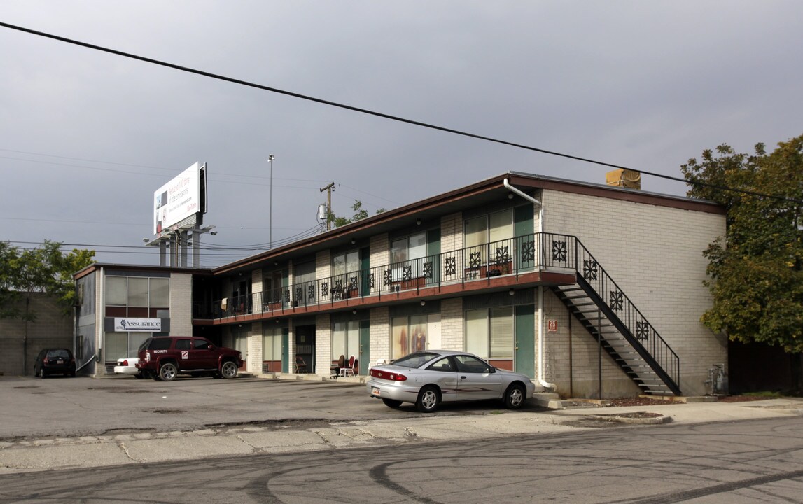 25 W Burton Ave in Salt Lake City, UT - Foto de edificio