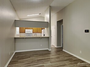 237 Columbia Ave in St. Cloud, FL - Building Photo - Building Photo