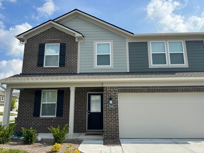 property at 2945 Grand Rdg Dr
