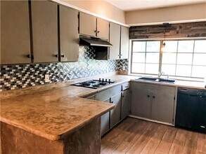 3709 Wendell Dr in North Richland Hills, TX - Building Photo - Building Photo