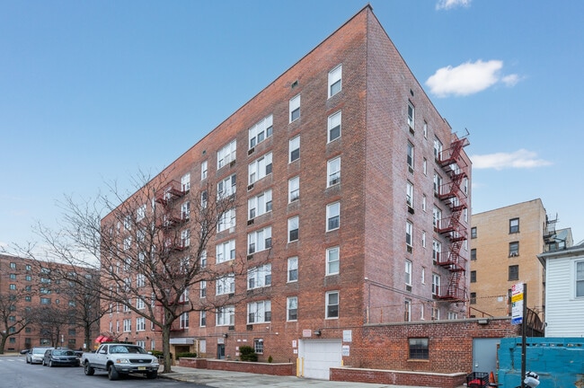 1332 Metropolitan Ave