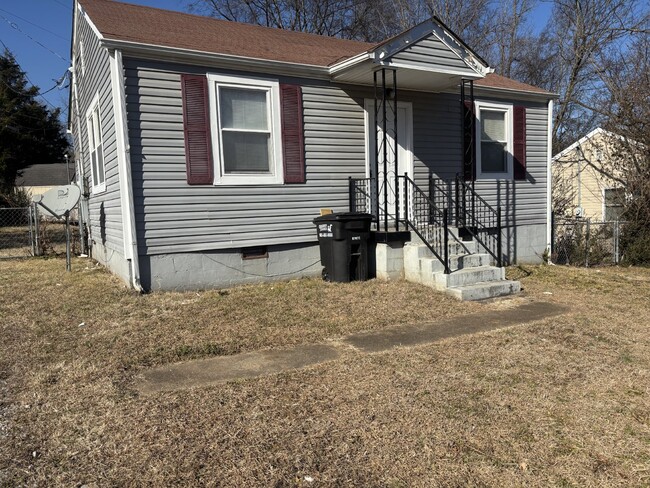 property at 25 Chestnut Dr