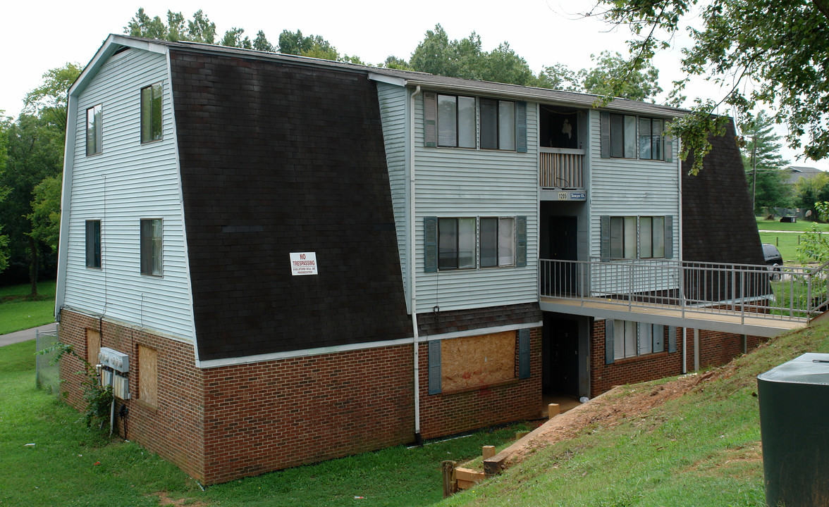 1205 Sawyer Rd in Raleigh, NC - Building Photo