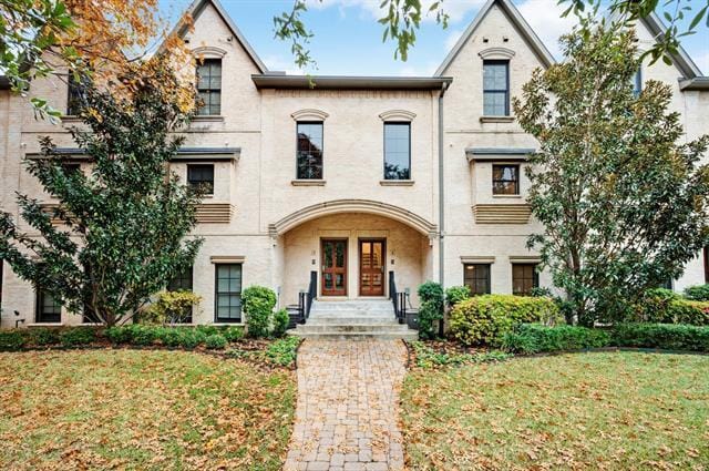 property at 4153 Hyer St