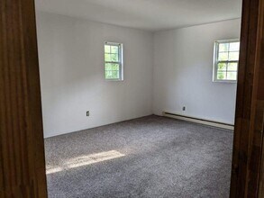 106 Park St, Unit 106E in Christiansburg, VA - Foto de edificio - Building Photo