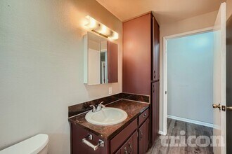 2914 Forest Rim Ct S in Puyallup, WA - Building Photo - Building Photo