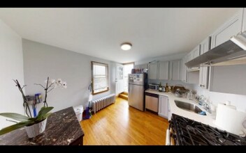 204 Harris St, Unit #2 in Revere, MA - Building Photo - Building Photo