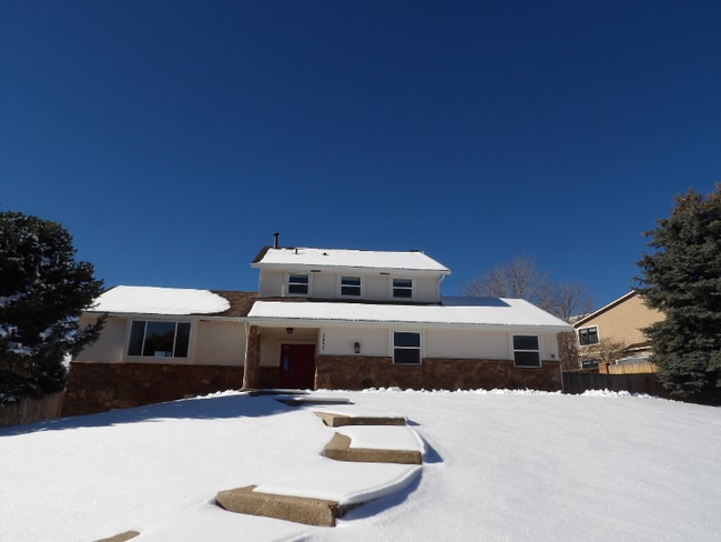 property at 2455 Stoneridge Dr