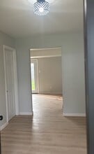 4 Whitehaven Dr in New Castle, DE - Building Photo - Building Photo