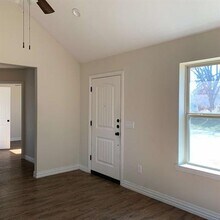 409 Maple Row in Denison, TX - Building Photo - Building Photo