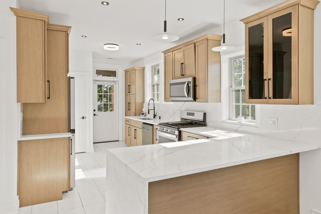 7131 W Altgeld St, Unit FL1 in Chicago, IL - Building Photo