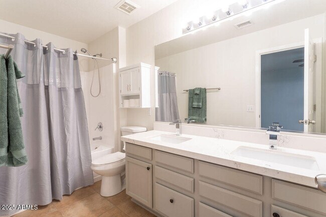 4111 E Tether Trail in Phoenix, AZ - Building Photo - Building Photo
