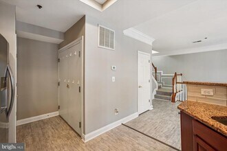 7141 Huntley Creek Pl in Alexandria, VA - Building Photo - Building Photo
