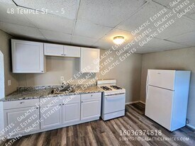 48 Temple St in Nashua, NH - Building Photo