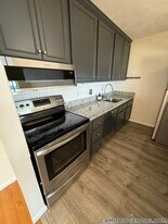 1643 Cambridge St in Cambridge, MA - Building Photo