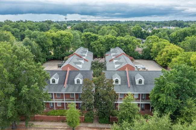 property at 510 E Gillespie St