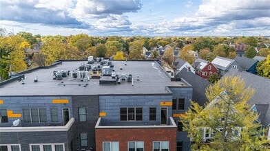 1020 Elmwood Ave in Buffalo, NY - Building Photo - Building Photo