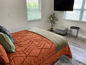 520 NW 11th Ave in Miami, FL - Building Photo - Building Photo