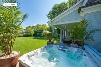 229 White St in Southampton, NY - Building Photo - Building Photo