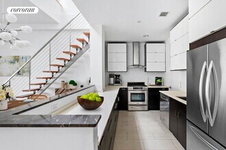 328 Dean St in Brooklyn, NY - Building Photo - Building Photo
