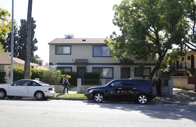 Treasured Townhomes in Pasadena, CA - Foto de edificio - Building Photo