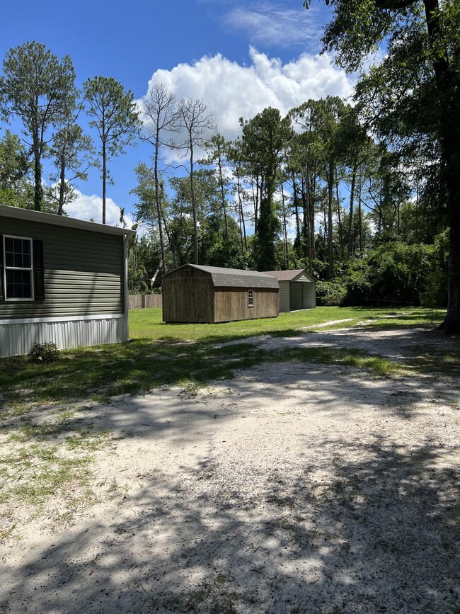 234 Dogwood Dr in Crawfordville, FL - Building Photo - Building Photo