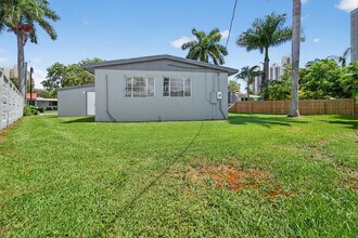 326 191st St in Sunny Isles Beach, FL - Building Photo - Building Photo