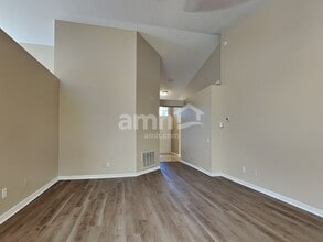 29812 Morningmist Dr in Wesley Chapel, FL - Building Photo - Building Photo