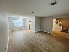 15 Sandpebble Dr in The Woodlands, TX - Building Photo - Building Photo