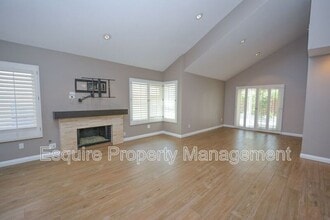 6663 Pecan Ave in Moorpark, CA - Building Photo - Building Photo
