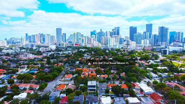 443 SW 21st Rd in Miami, FL - Building Photo - Building Photo