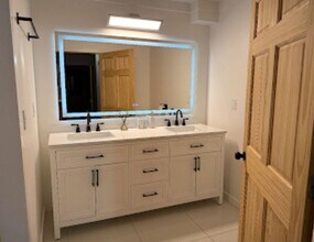 651 Chena Hot Springs Rd in Fairbanks, AK - Building Photo - Building Photo