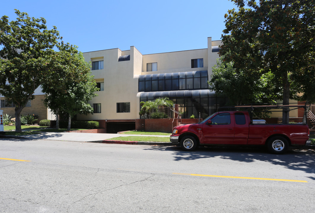 620 N Louise St in Glendale, CA - Foto de edificio