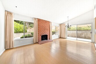 29220 Posey Way in Rancho Palos Verdes, CA - Building Photo - Building Photo