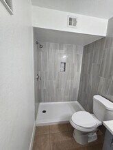 1401 Village Blvd, Unit 1918 in West Palm Beach, FL - Foto de edificio - Building Photo