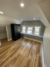 78-38 80th St in Queens, NY - Building Photo - Building Photo