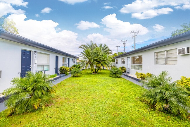 2306 Fillmore St, Unit #7